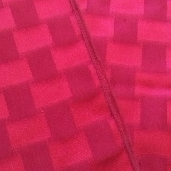 FINAL SALE PRICE Large Red Tablecloth with a Square Pattern - Picture 3 of 3